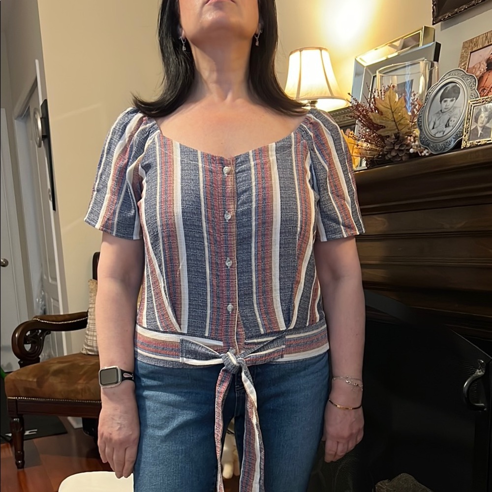 DREW Blue and White Short Sleeve Buttoned Tie Front Blouse